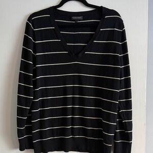Banana Republic Black and White V-Neck Sweater